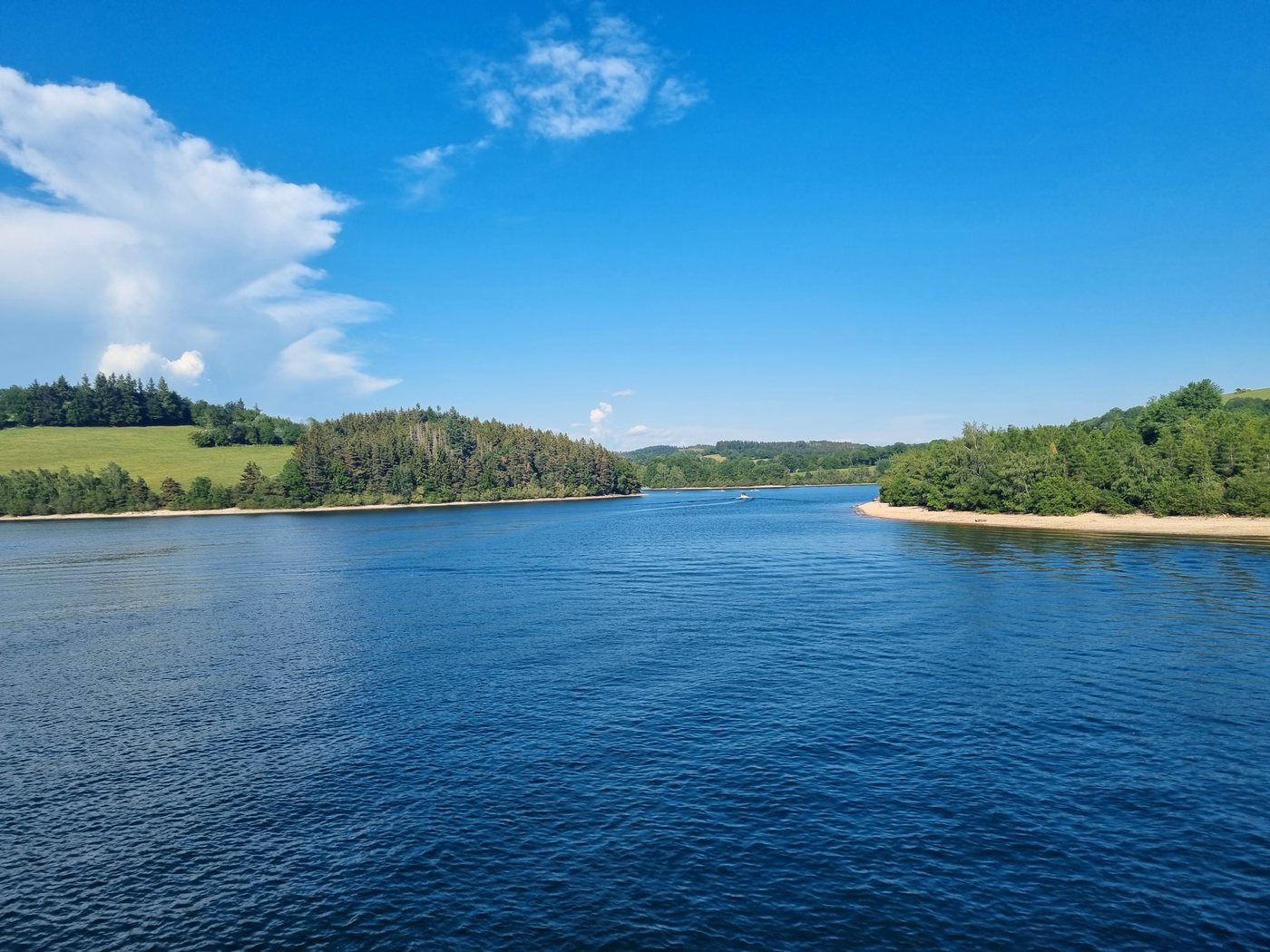 Aller d'Albi à La Primaube via Brousse-le-Château, Saint-Affrique et le Lac de Pareloup